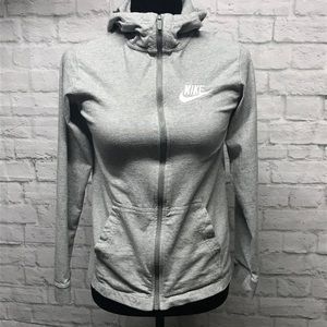 Grey Nike Sweater size XL